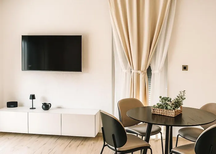 Olive & Wave Apartments- One Minute To The Lejlighed Gradac (Split-Dalmatia)